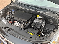 2017 peugeot 2008 1.2 puretech allure personenauto - afbeelding 33 van  41