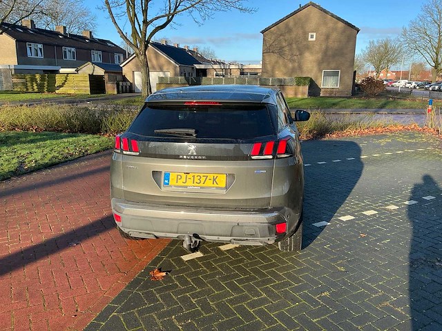 2017 peugeot 3008 personenauto - afbeelding 22 van  24