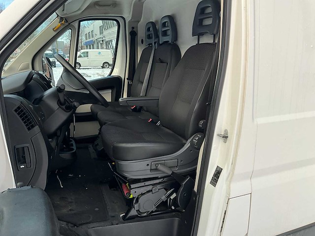 2017 peugeot boxer 2.0 blue hdi bedrijfswagen, v-097-kd - afbeelding 15 van  29
