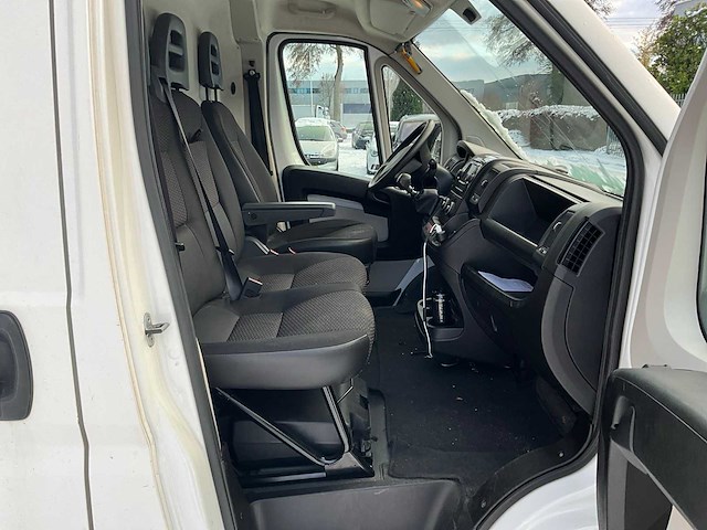 2017 peugeot boxer 2.0 blue hdi bedrijfswagen, v-097-kd - afbeelding 23 van  29