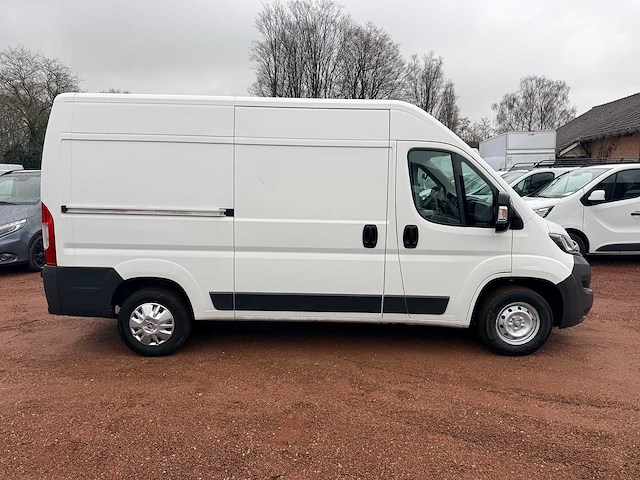 2017 peugeot boxer 330 2.0 hdi l2h2 pp bedrijfswagen - afbeelding 7 van  9