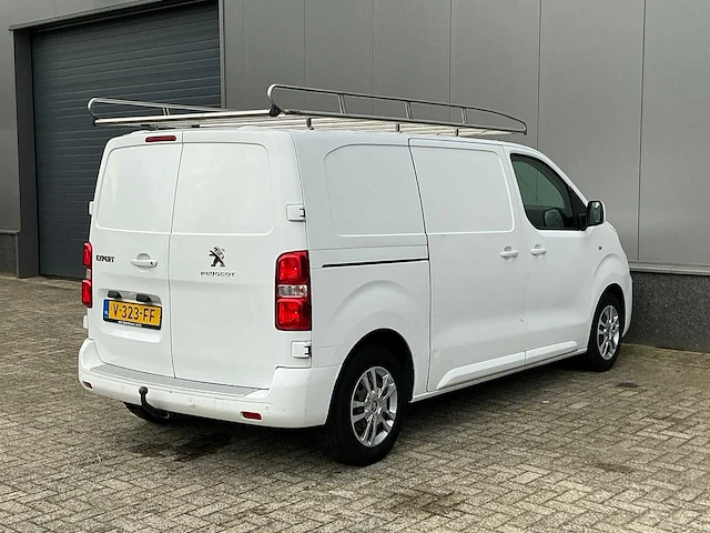 2017 peugeot expert 231s2.0bluehdi120prp bedrijfswagen - afbeelding 17 van  23