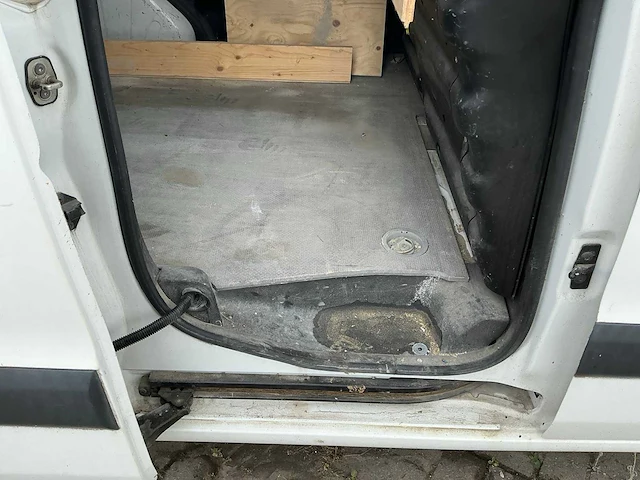 2017 peugeot partner 120 1.6 bluehdi l1pp bedrijfswagen - afbeelding 9 van  31