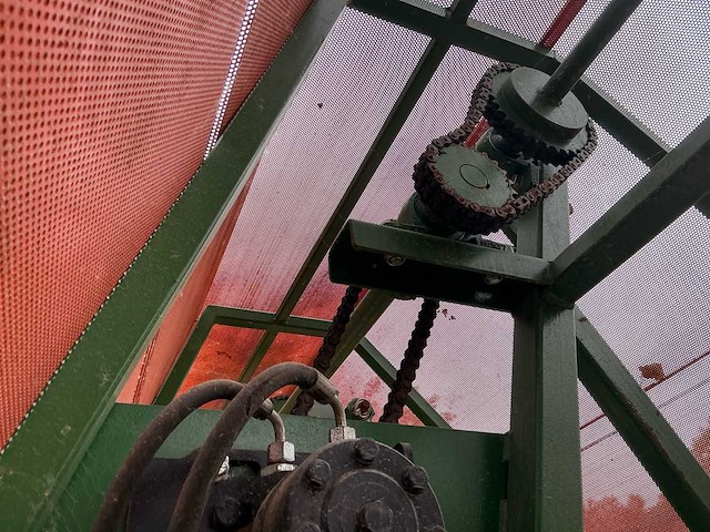 2017 plant machine voor zoete aardappelen. - afbeelding 20 van  24