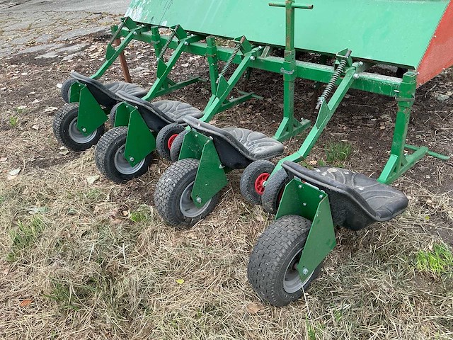 2017 plant machine voor zoete aardappelen. - afbeelding 20 van  20