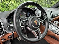 2017 porsche cayenne 3.0 s e-hybrid personenauto - afbeelding 19 van  27