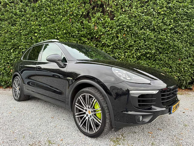 2017 porsche cayenne 3.0 s e-hybrid personenauto - afbeelding 21 van  27