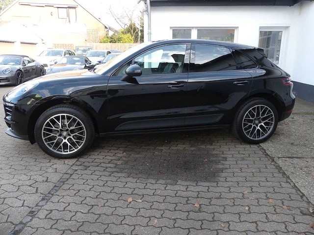 2017 porsche macan | luxury performance suv - afbeelding 12 van  37