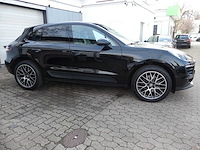 2017 porsche macan | luxury performance suv - afbeelding 35 van  37