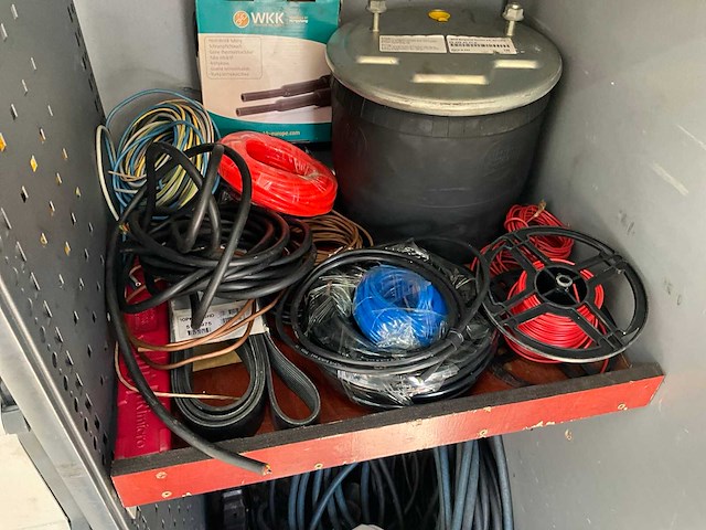 2017 renault trafic 1.6 dci t29l2h2comen bedrijfswagen v-303-jn - afbeelding 32 van  47