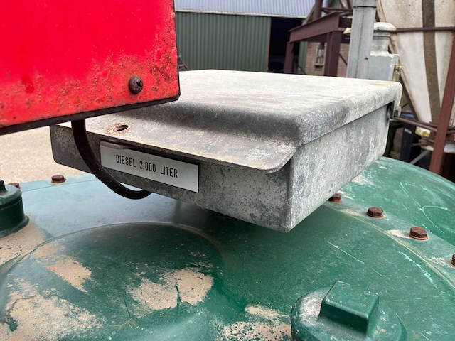 2017 robex hamer dieseltank met pius cube56 pomp - afbeelding 2 van  3