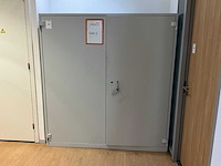 2017 safe - afbeelding 1 van  1