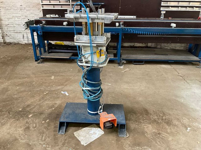 2017 sapa building system tg0092a pneumatische aluminium profielen pers - afbeelding 11 van  21