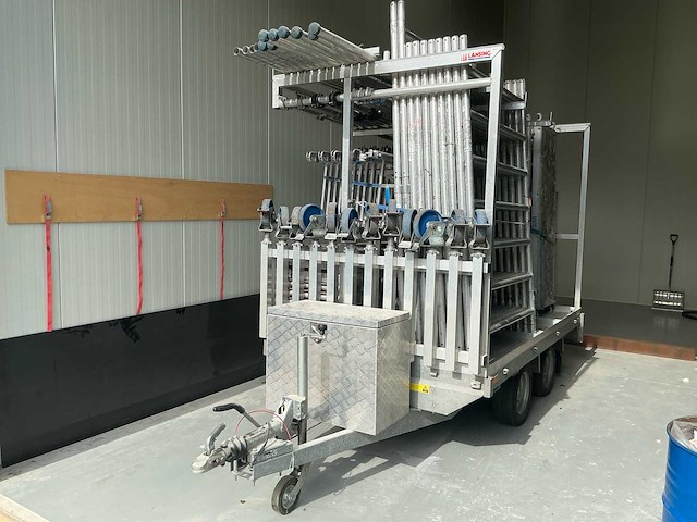 2017 saris c2000 steiger aanhangwagen met 2 complete steigers - afbeelding 21 van  22