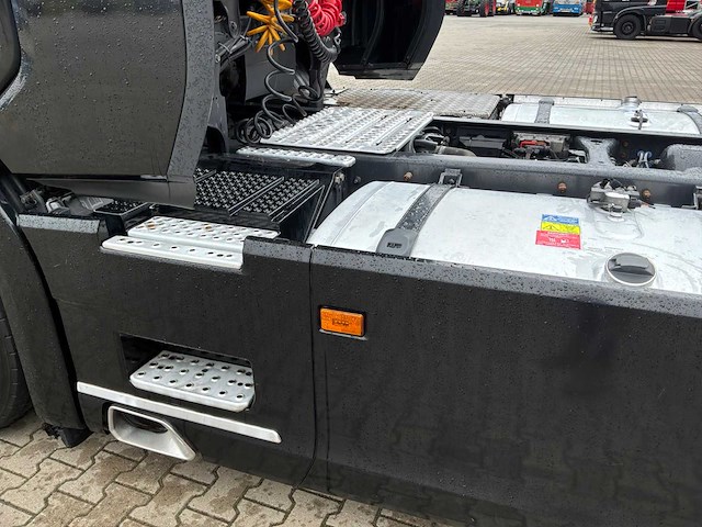 2017 scania s580 v8 vrachtwagen, opleggertrekker - afbeelding 2 van  21