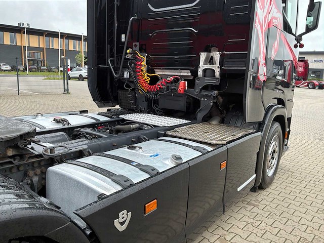2017 scania s580 v8 vrachtwagen, opleggertrekker - afbeelding 3 van  21