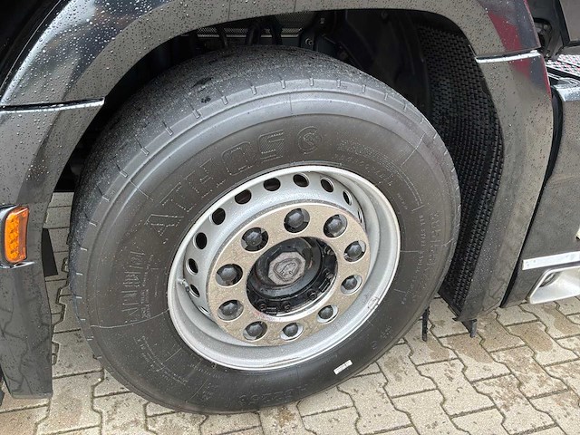 2017 scania s580 v8 vrachtwagen, opleggertrekker - afbeelding 18 van  21