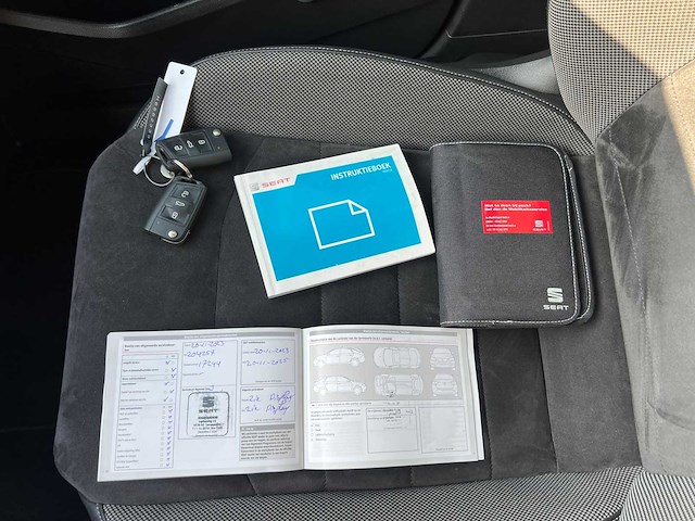 2017 seat ateca 1.4 ecotsi xcellence | pano + cruisecontrol + navi | personenauto - afbeelding 17 van  34