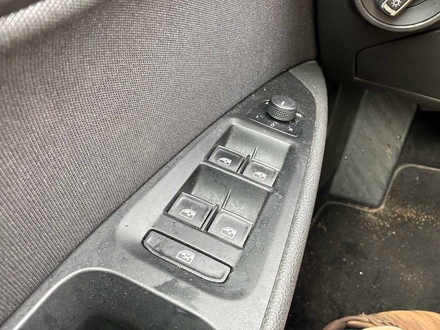 2017 seat leon st 2.0 tdi fr bnsi. personenauto - afbeelding 19 van  27