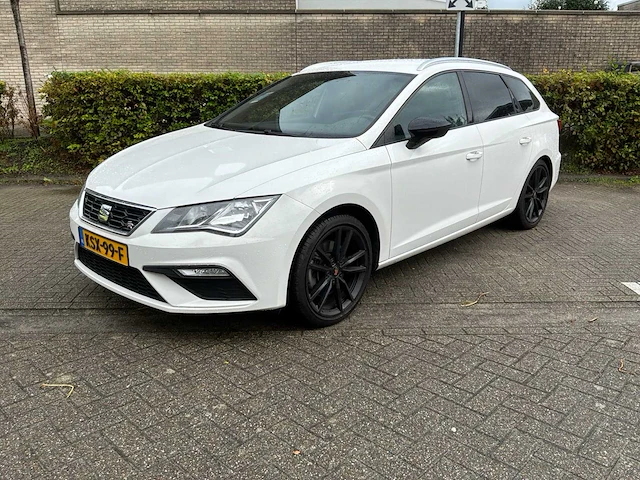 2017 seat leon st 2.0 tdi fr bnsi. personenauto - afbeelding 1 van  39