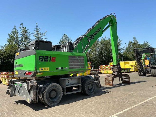 2017 sennebogen 821e banden graafmachine - afbeelding 19 van  22