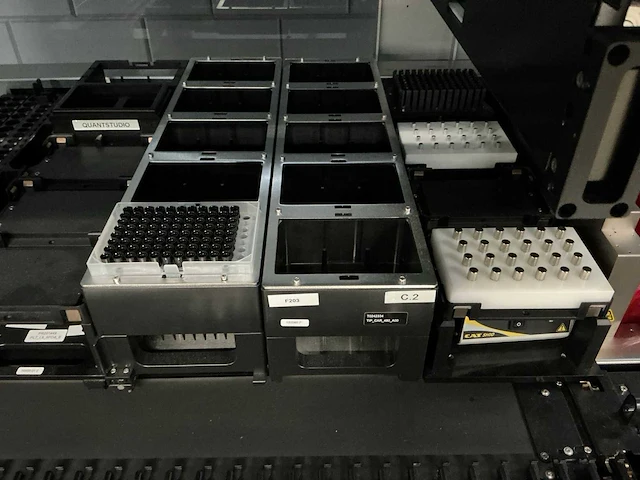 2017 siemens versant kpcr moleculair systems sp - afbeelding 12 van  15
