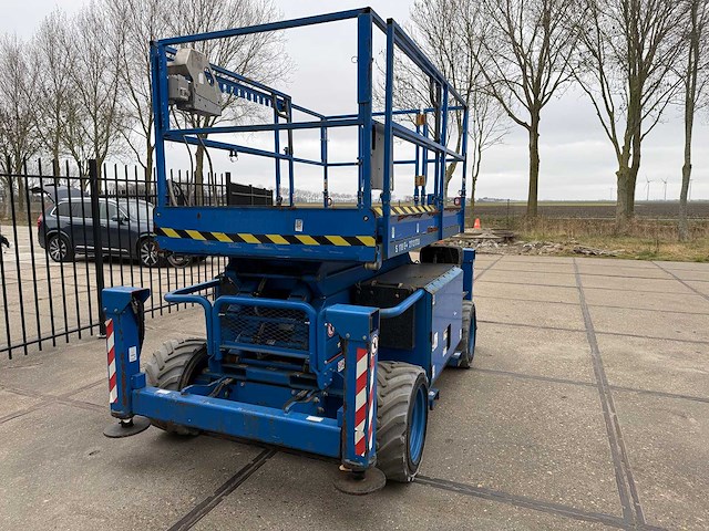 2017 skyjack sj 6832 rte schaarhoogwerker - afbeelding 8 van  18