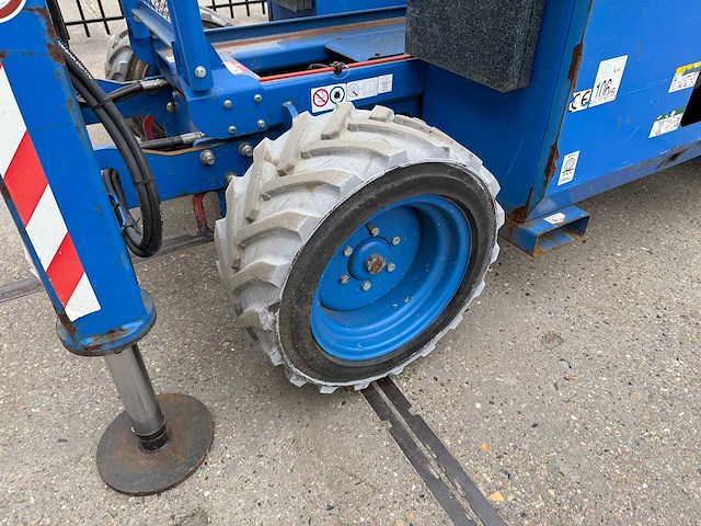 2017 skyjack sj 6832 rte schaarhoogwerker - afbeelding 14 van  18