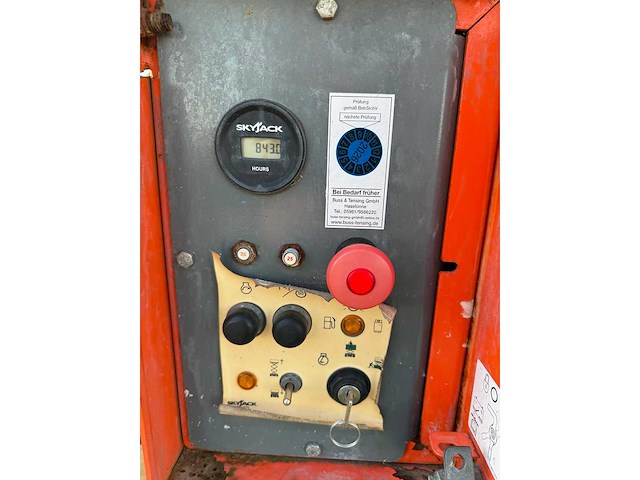 2017 skyjack sj6832rt schaarhoogwerker - afbeelding 7 van  8