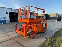 2017 skyjack sj6832rt schaarhoogwerker - afbeelding 1 van  8