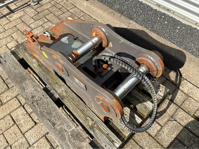 2017 smp b20 hydraulische snelwissel (volvo ec140) - afbeelding 4 van  8