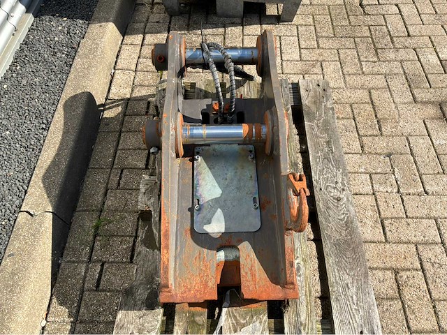 2017 smp b20 hydraulische snelwissel (volvo ec140) - afbeelding 5 van  8