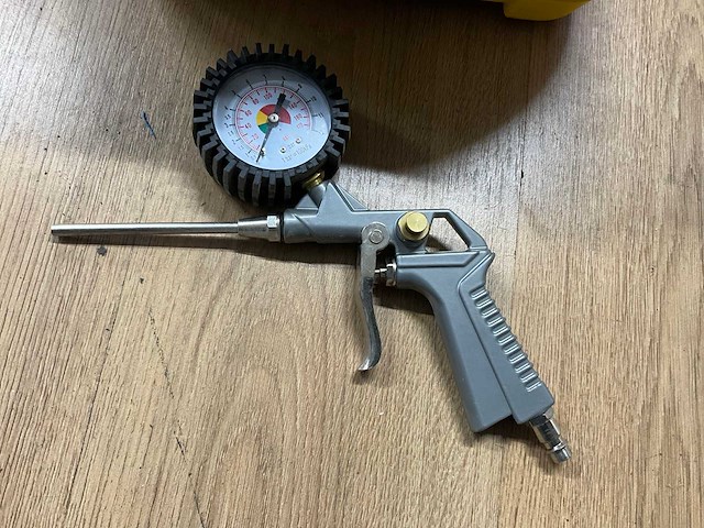 2017 stanley air kit luchtcompressor - afbeelding 3 van  4