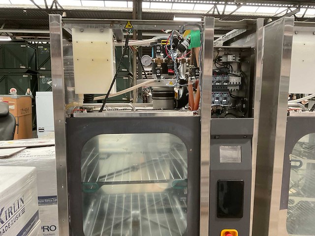 2017 steris amsco 5052 reinigings en sterilisatie systeem - afbeelding 4 van  11