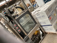 2017 steris amsco 5052 reinigings en sterilisatie systeem - afbeelding 9 van  11