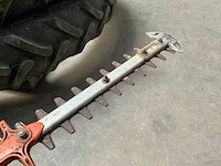 2017 stihl hs 82 t heggenschaar - afbeelding 7 van  8