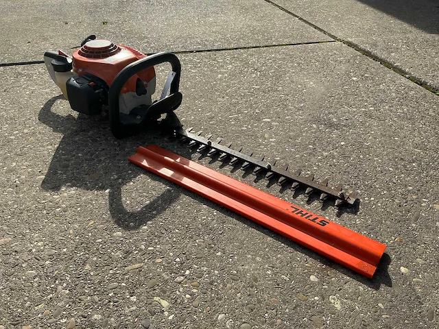 2017 stihl hs45 heggenschaar - afbeelding 2 van  7