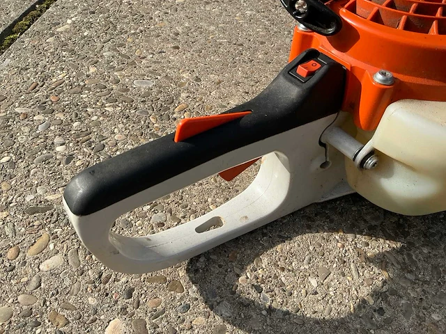 2017 stihl hs45 heggenschaar - afbeelding 4 van  7