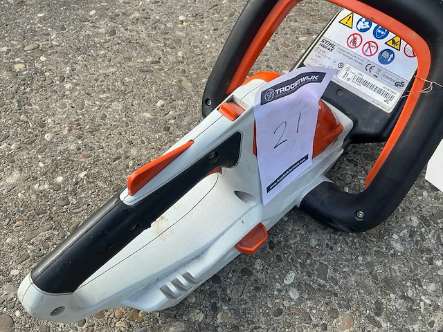 2017 stihl hsa45 heggenschaar - afbeelding 6 van  8