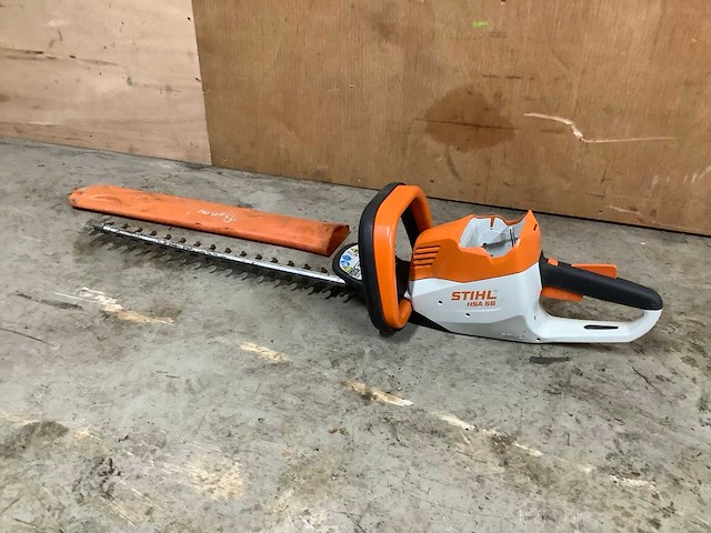 2017 stihl hsa56 heggenschaar - afbeelding 2 van  2