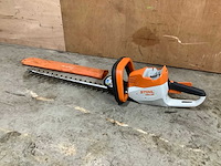 2017 stihl hsa56 heggenschaar - afbeelding 2 van  2