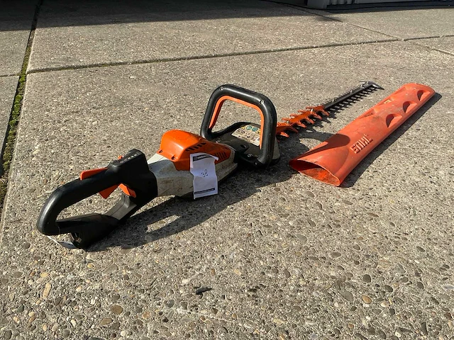 2017 stihl hsa94t heggenschaar - afbeelding 3 van  7
