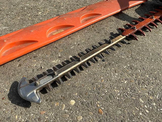 2017 stihl hsa94t heggenschaar - afbeelding 6 van  7