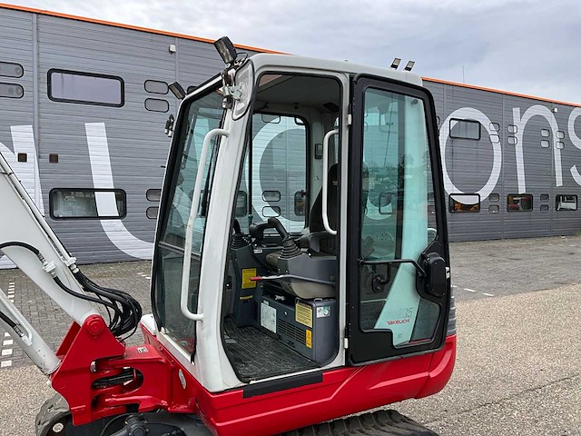 2017 takeuchi tb235 minigraafmachine - afbeelding 25 van  34