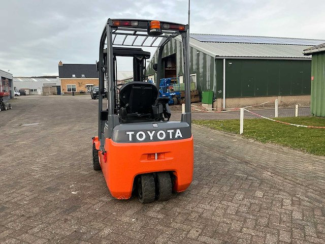 2017 toyota 8fbe20t vorkheftruck - afbeelding 11 van  13