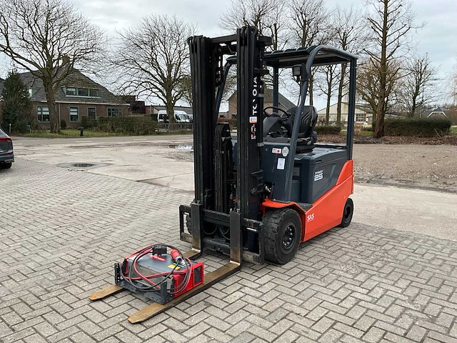 2017 toyota 8fbmkt25 vorkheftruck - afbeelding 1 van  24