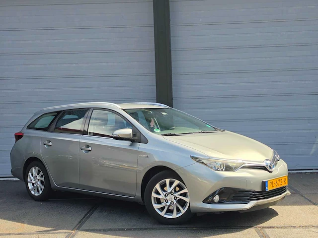 2017 toyota auris touring sports 1.8 hybr. aspiration personenauto - afbeelding 10 van  16