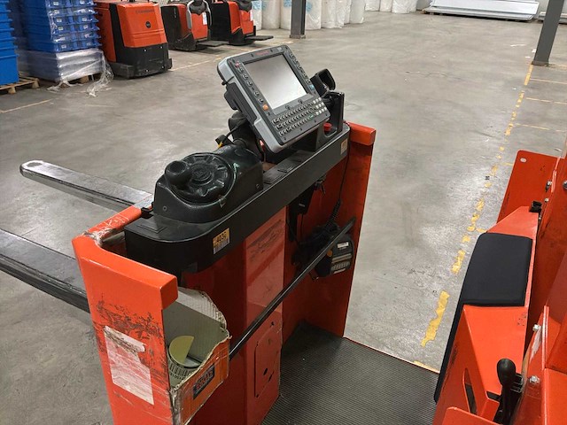 2017 toyota bt optio ome100m man-up truck - afbeelding 3 van  17