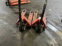 2017 toyota lhm230 hand hydraulische palletwagen (2x) - afbeelding 3 van  5