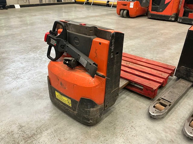 2017 toyota lwe160 elektrische palletwagen - afbeelding 1 van  6